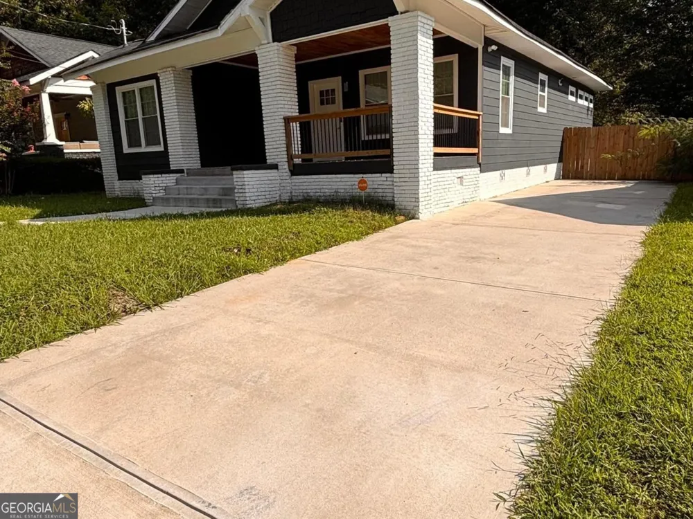 1454 Saint Francis AVE East Point, GA 30344