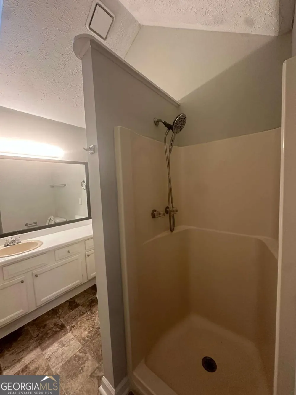 40 Lake CT Stockbridge, GA 30281