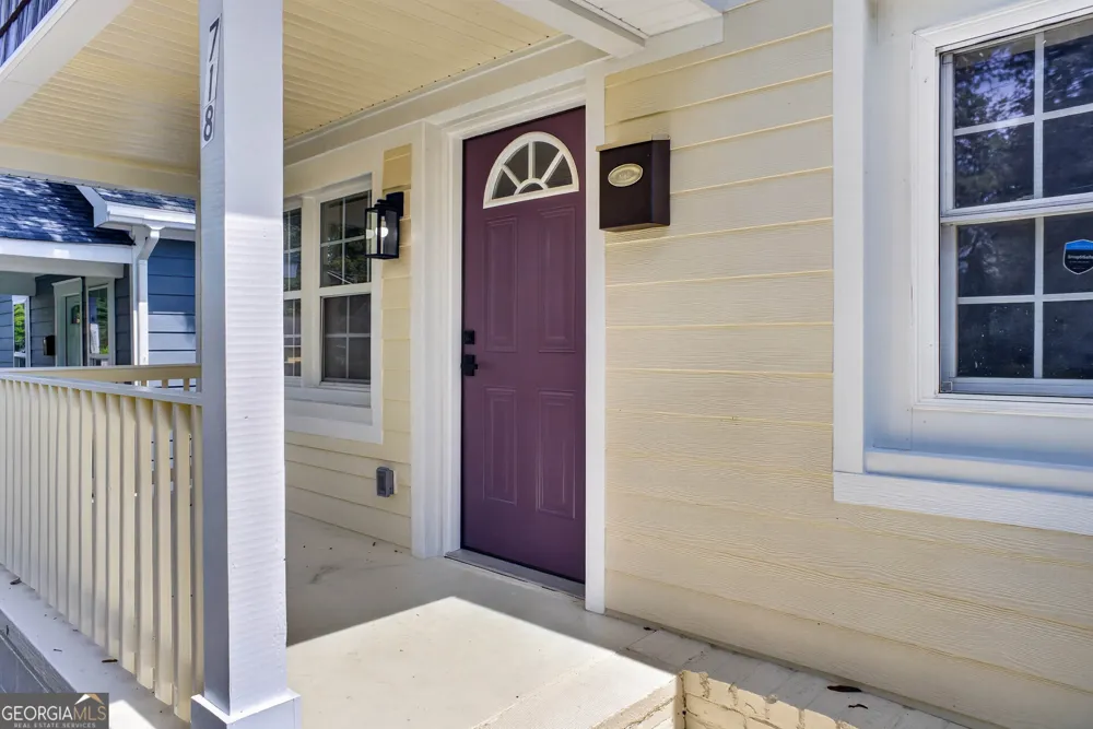 718 W 51st ST Savannah, GA 31405