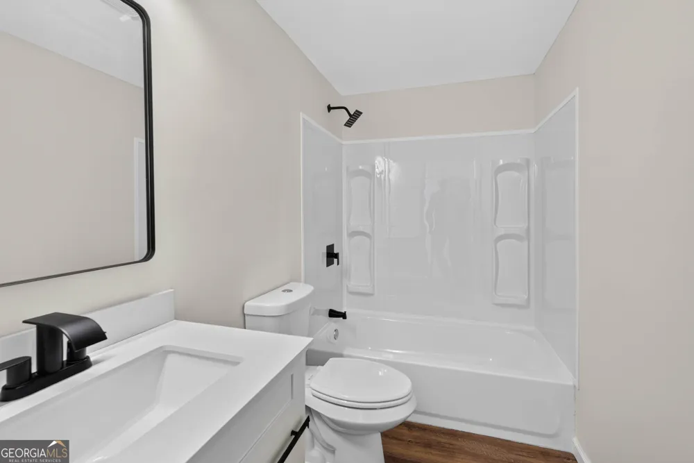 718 W 51st ST Savannah, GA 31405