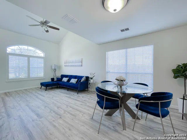 11427 BALTIC DR San Antonio, TX 78213