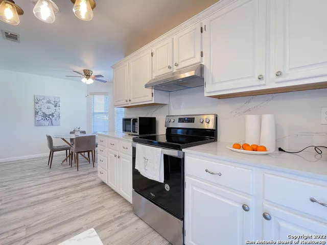 11427 BALTIC DR San Antonio, TX 78213