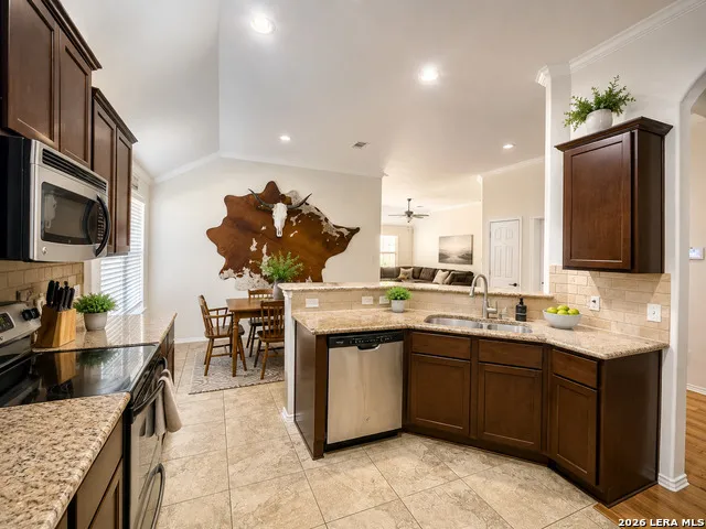 121 Rawhide Way Cibolo, TX 78108