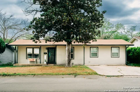 607 Leland