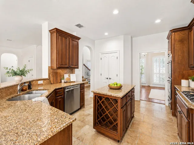 3615 SUNSET CLF San Antonio, TX 78261
