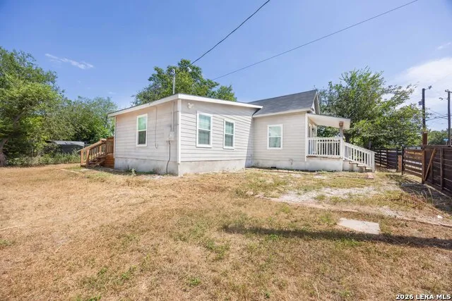 324 Bargas St San Antonio, TX 78210