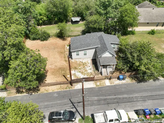 324 Bargas St San Antonio, TX 78210