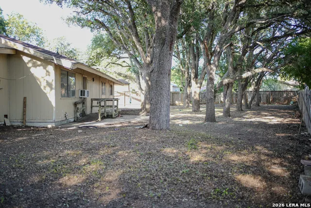 6118 Windy Frst San Antonio, TX 78239