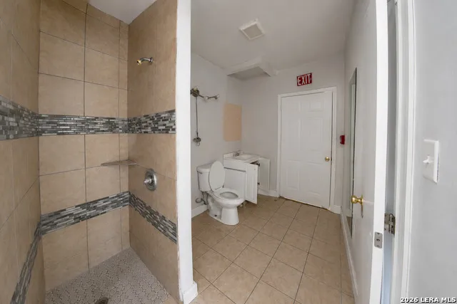6118 Windy Frst San Antonio, TX 78239