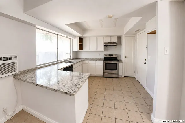 6118 Windy Frst San Antonio, TX 78239
