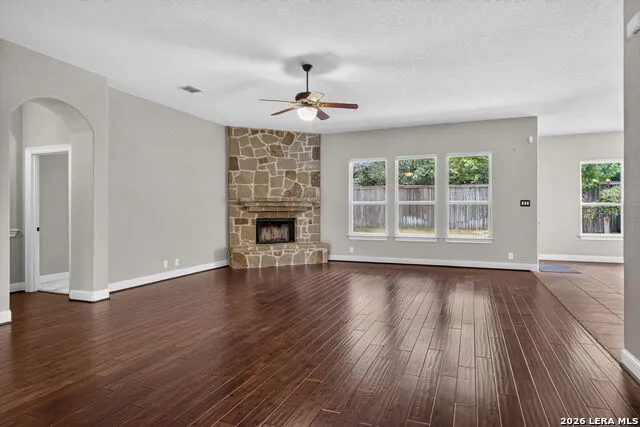 8419 SILENT CRK San Antonio, TX 78255