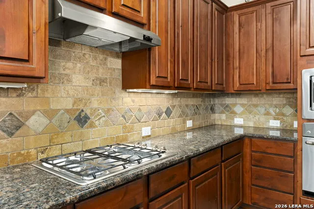 8419 SILENT CRK San Antonio, TX 78255