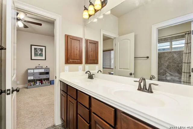 8419 SILENT CRK San Antonio, TX 78255