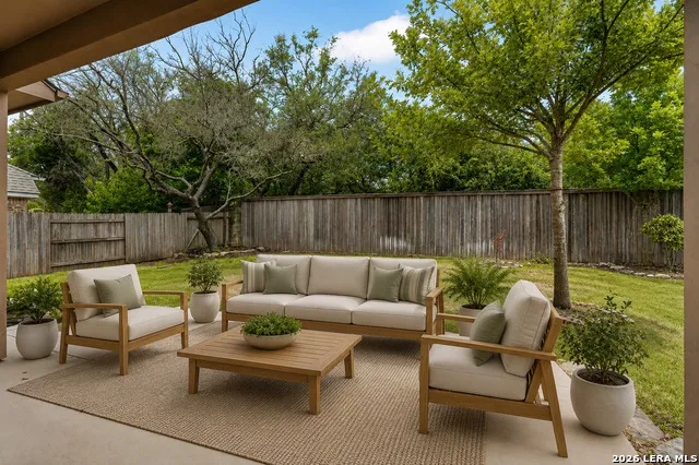 8419 SILENT CRK San Antonio, TX 78255