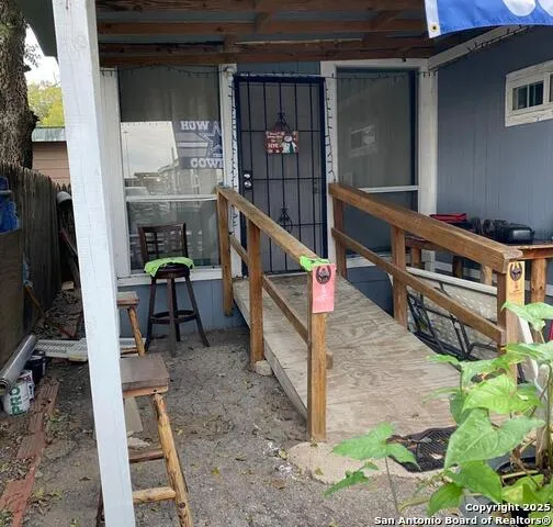 124 Mitchell St San Antonio, TX 78210