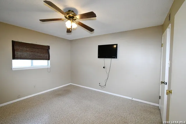 141 Turkey Dr Harper, TX 78631