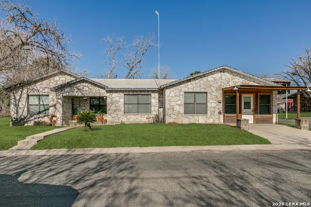 501 Green St. Poth, TX 78147
