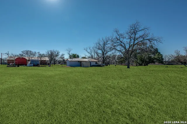 501 Green St. Poth, TX 78147