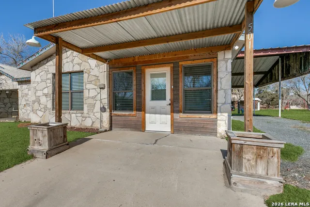 501 Green St. Poth, TX 78147