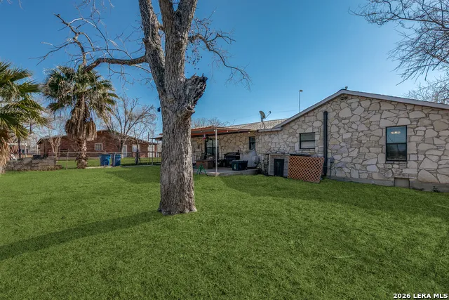 501 Green St. Poth, TX 78147