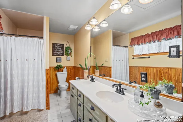 475 Stoney Hill Pipe Creek, TX 78063