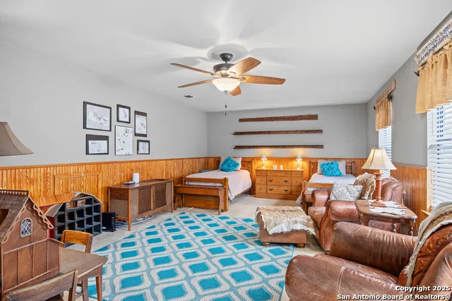 475 Stoney Hill Pipe Creek, TX 78063