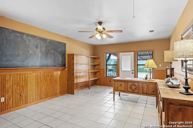 475 Stoney Hill Pipe Creek, TX 78063