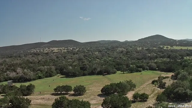 475 Stoney Hill Pipe Creek, TX 78063