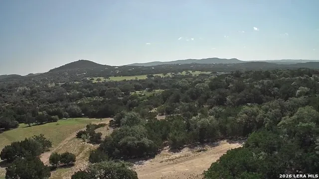 475 Stoney Hill Pipe Creek, TX 78063