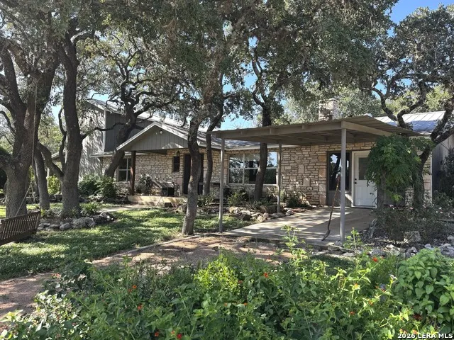 475 Stoney Hill Pipe Creek, TX 78063