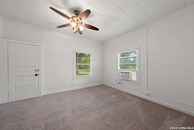 1421 Park St Kerrville, TX 78028
