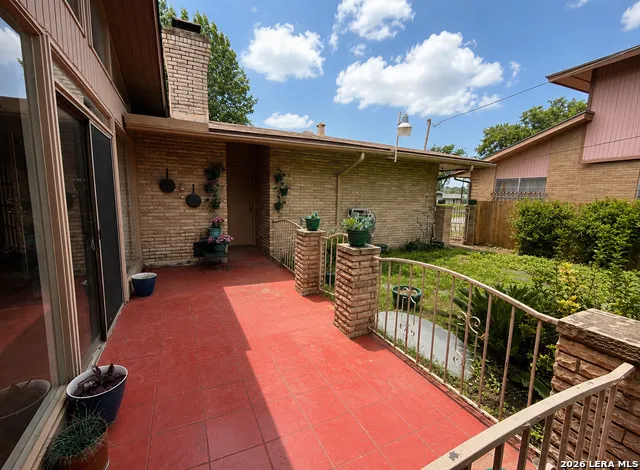 1210 Fontaine Dr San Antonio, TX 78219