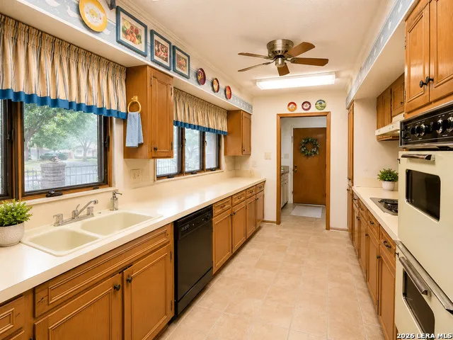 1210 Fontaine Dr San Antonio, TX 78219