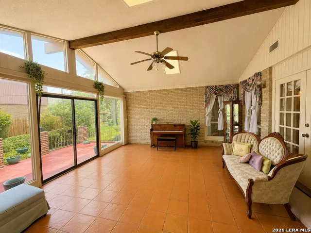 1210 Fontaine Dr San Antonio, TX 78219
