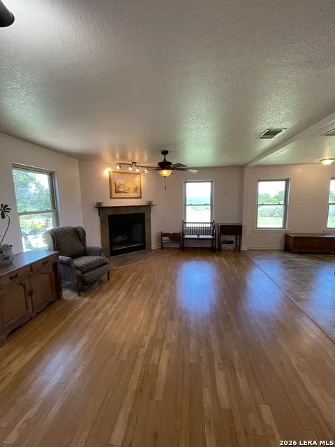 402 County Road 574 Castroville, TX 78009