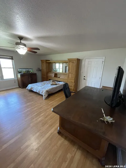 402 County Road 574 Castroville, TX 78009