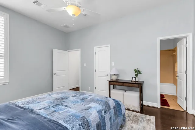21703 Givenchy Hl San Antonio, TX 78256