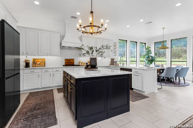 21703 Givenchy Hl San Antonio, TX 78256