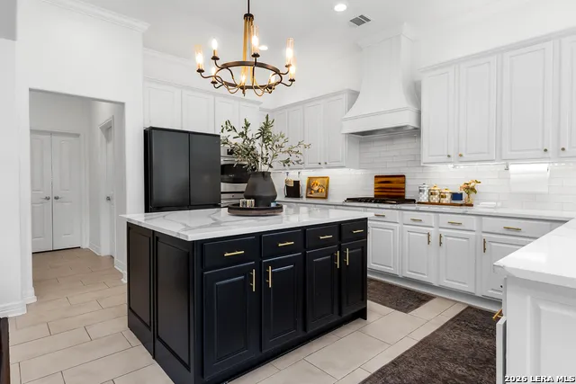 21703 Givenchy Hl San Antonio, TX 78256
