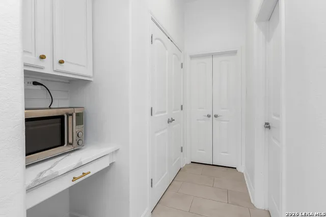 21703 Givenchy Hl San Antonio, TX 78256