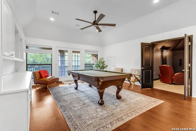 21703 Givenchy Hl San Antonio, TX 78256