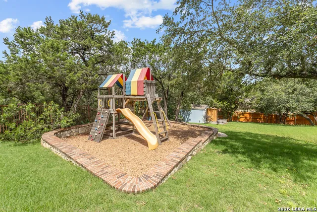 21703 Givenchy Hl San Antonio, TX 78256