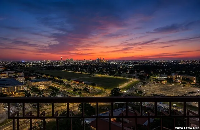 1 Towers Park Ln #2305 San Antonio, TX 78209