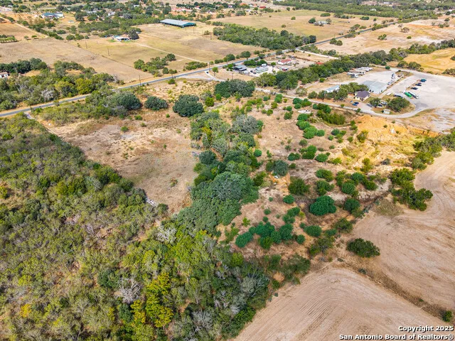 17520 Jackel Rd. Von Ormy, TX 78073