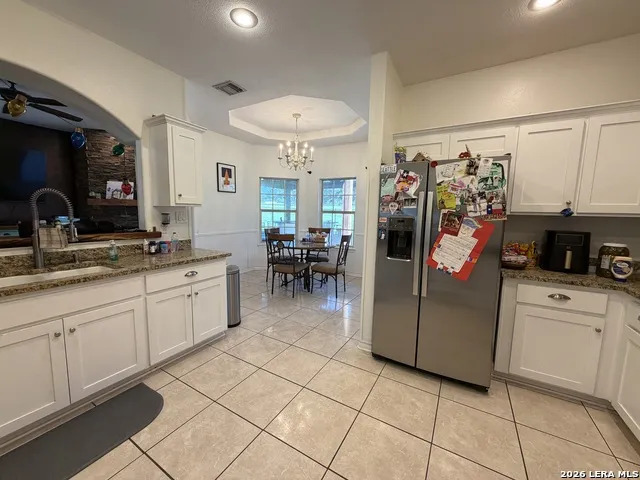 700 JACK NICKOLAUS DR Devine, TX 78016