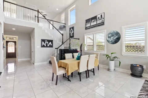 2838 Cliff Canyon