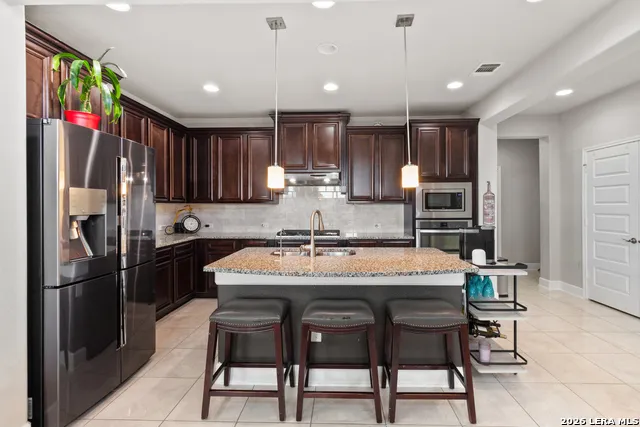 2838 Cliff Canyon San Antonio, TX 78259