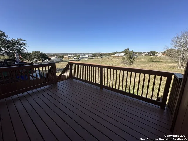 128 MAGNOLIA CIR Boerne, TX 78006