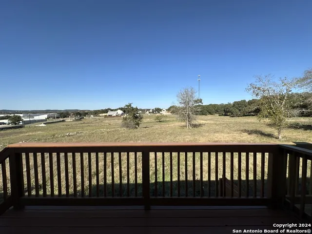 128 MAGNOLIA CIR Boerne, TX 78006