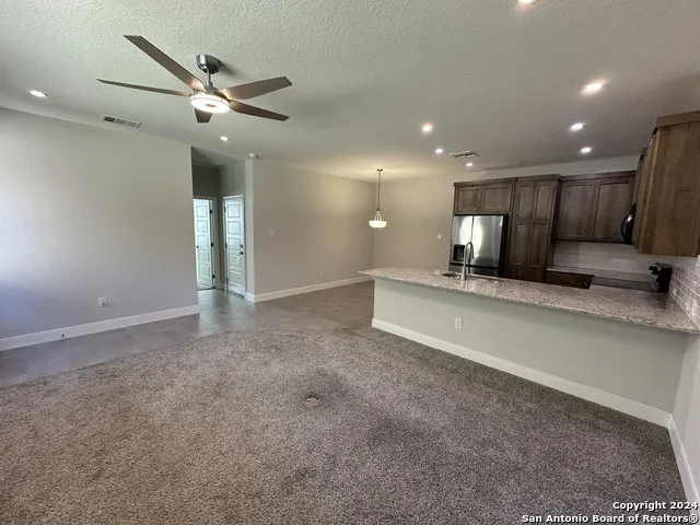 128 MAGNOLIA CIR Boerne, TX 78006